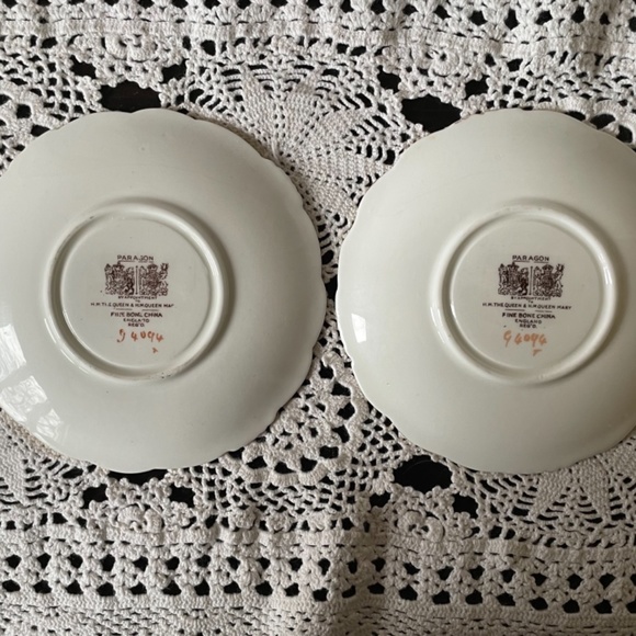 Fabulous Paragon China Harlequin G4094 /Bone China / One Tea Cup and Saucer - Picture 10 of 10
